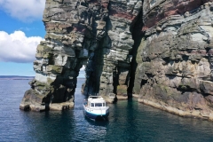 Through-the-Orkneymans-Cave